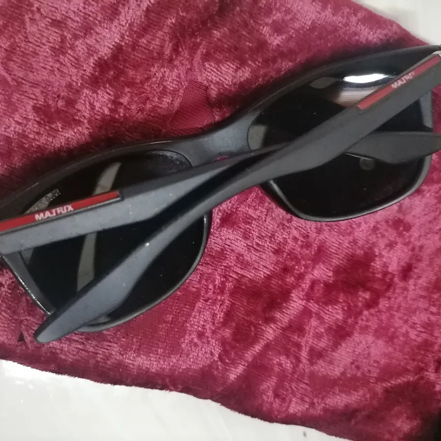 عینک آفتابی