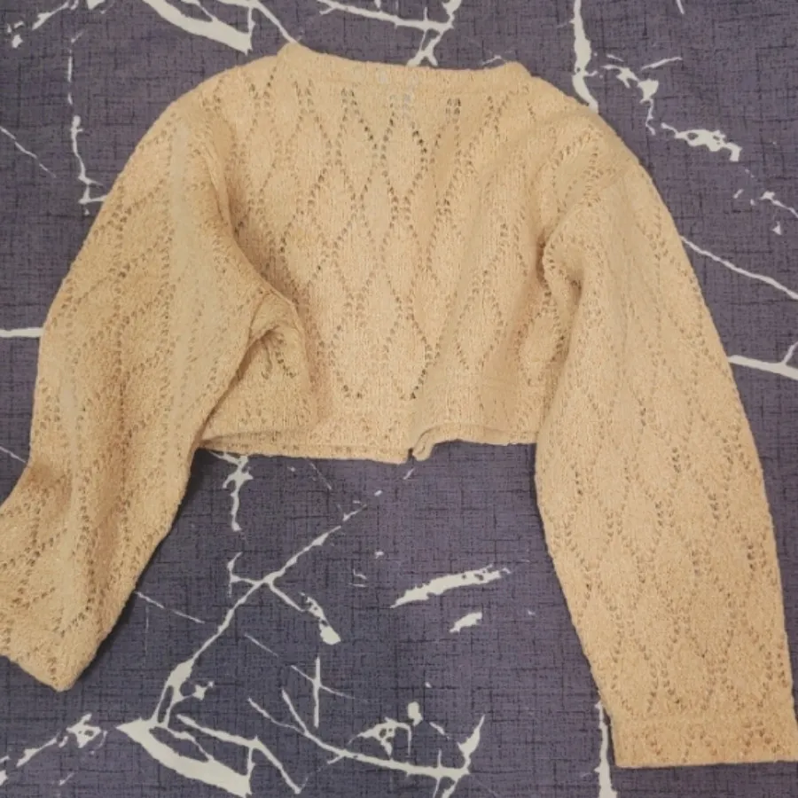 کت نیمه بچه‌گانه