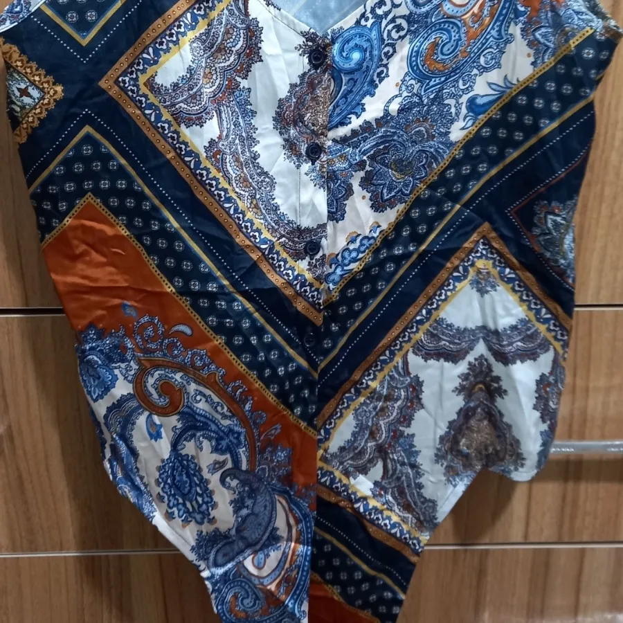 تاپ ساتن ابریشمی ترک