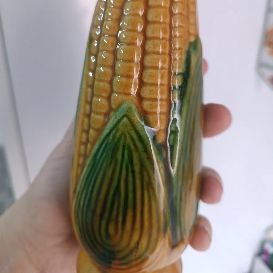 گلدان دکوری بسیارقدیمی