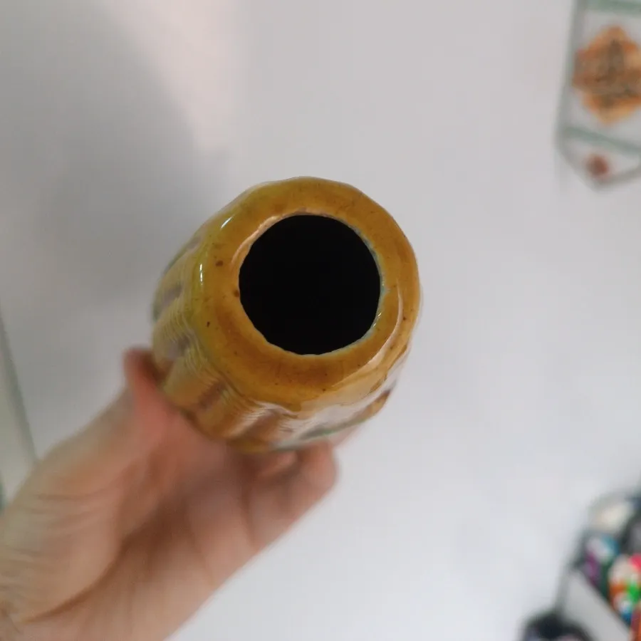 گلدان دکوری بسیارقدیمی