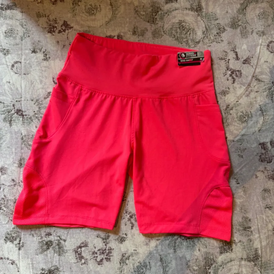 شلوارک ورزشیseries8fitnes