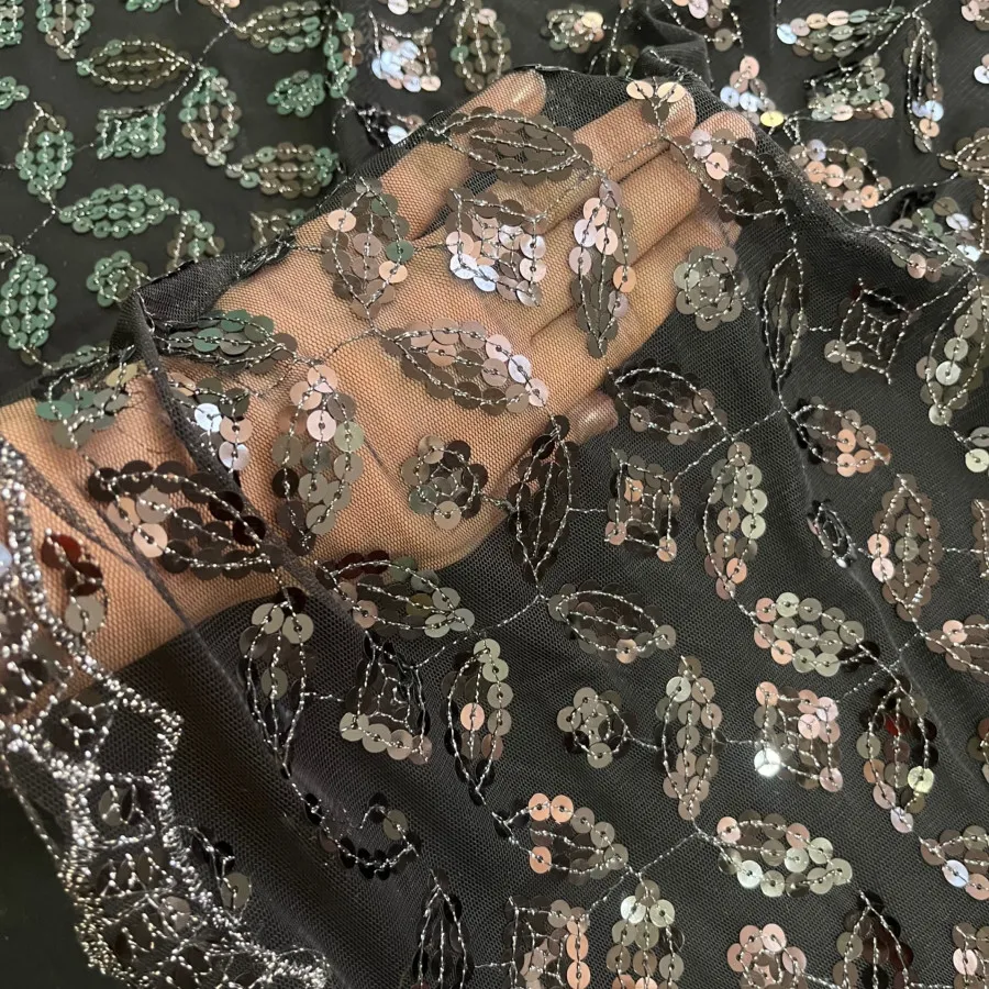 پارچه پولک دوزی