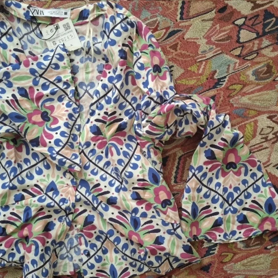 بلوز طرحدار زارا