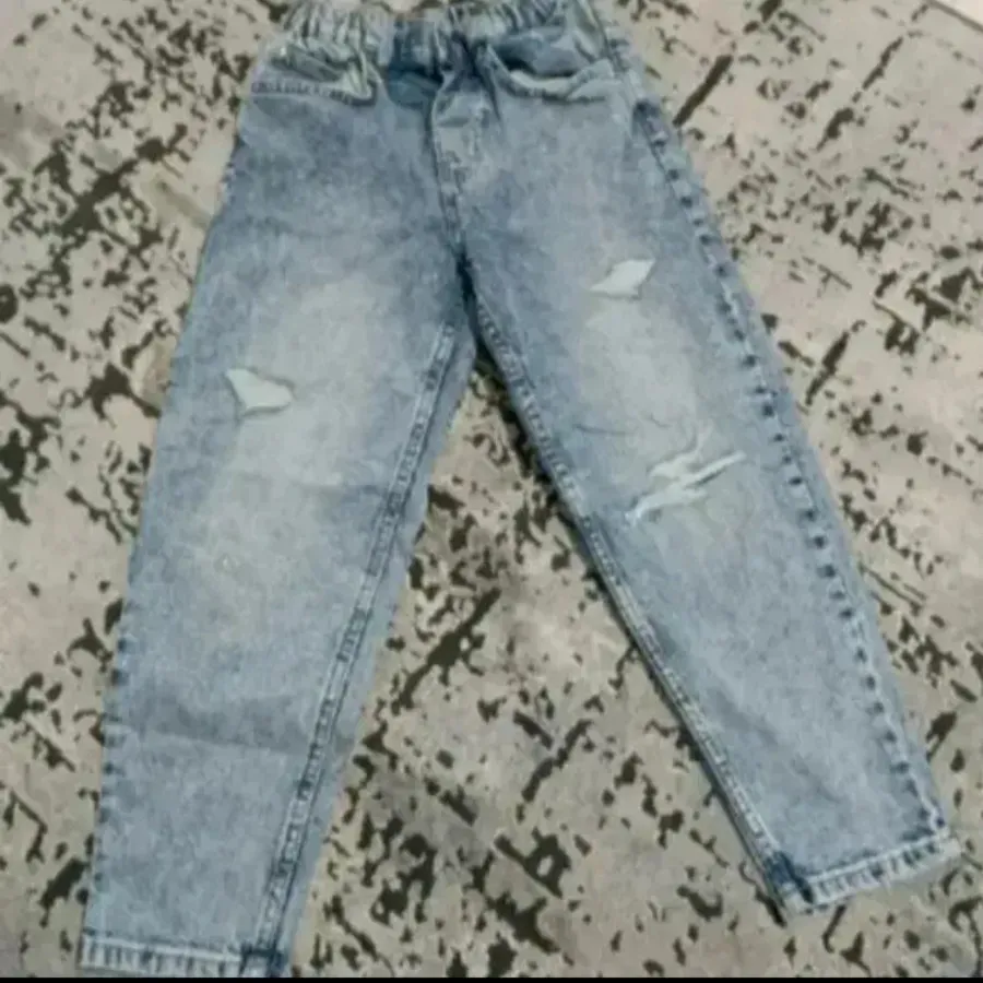 لباسهای بچگانه باهم