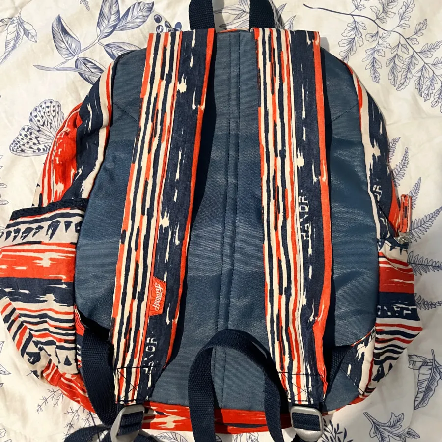 کوله پشتی هانری