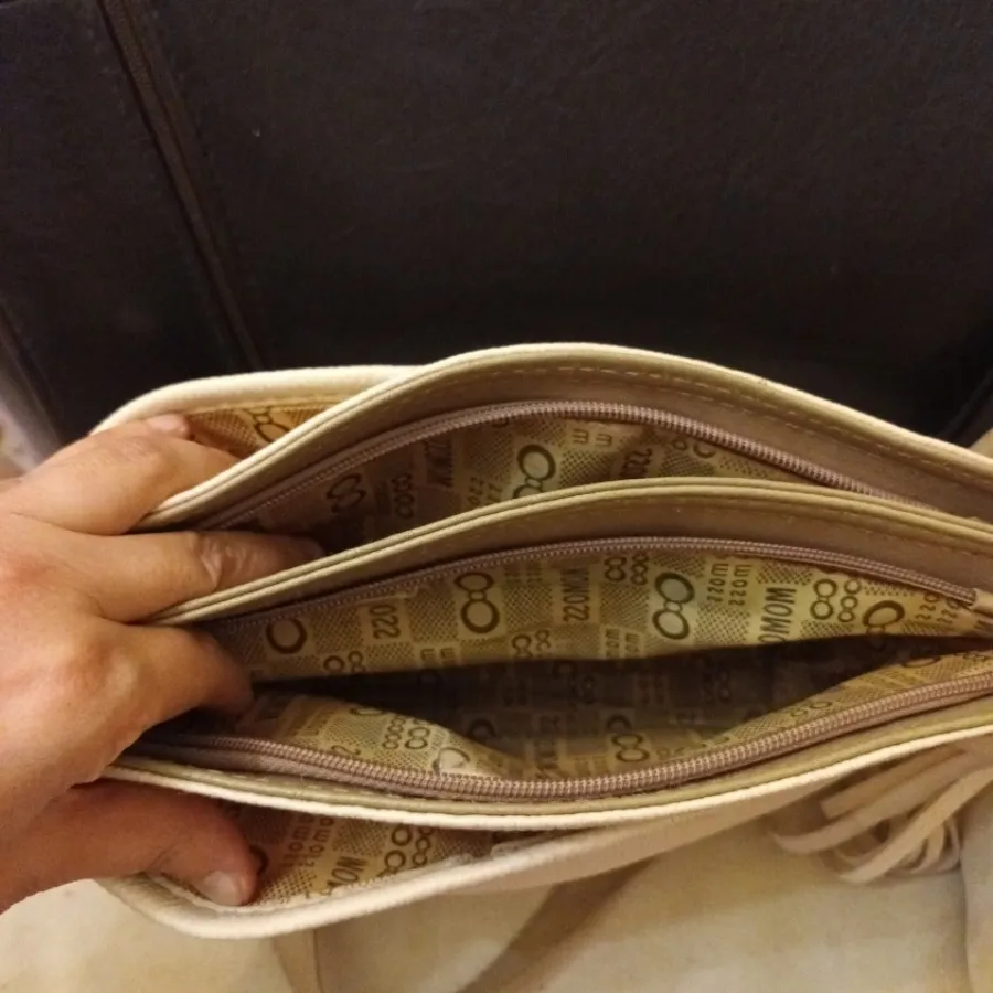 کیف شیری تمیز و سالم