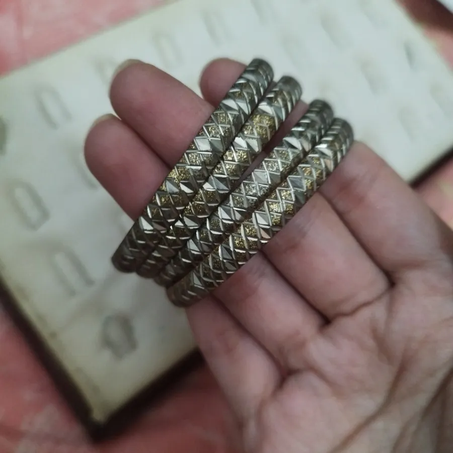 النگو رنگ ثابت