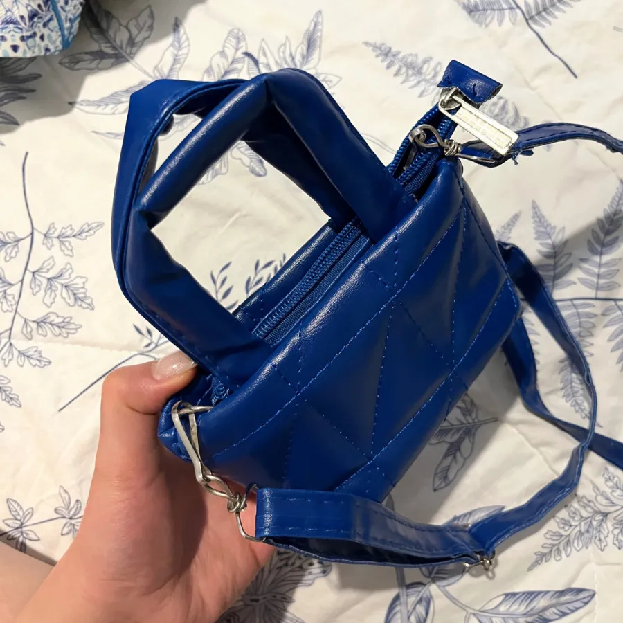 مینی بگ ( کیف کوچولو) ابی