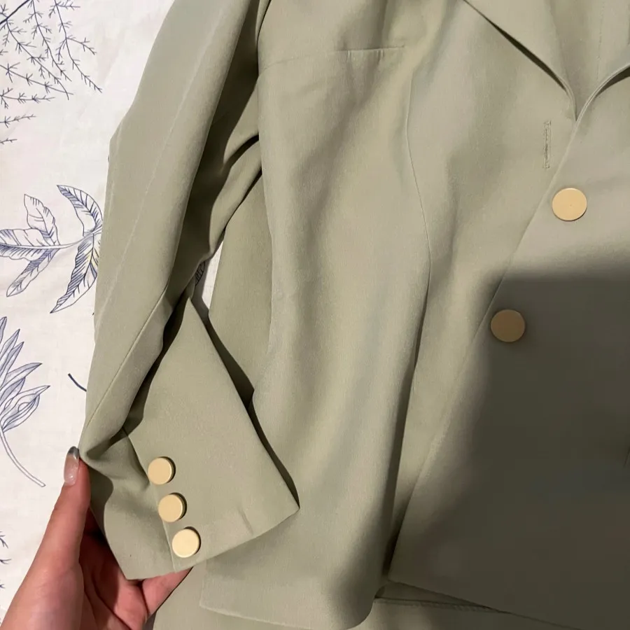 کت دامن سبز صدری