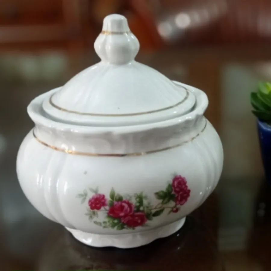 قندان بزرگ زرین