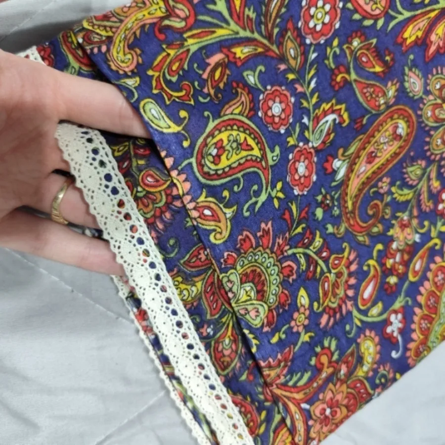 روسری سنتی قواره دار