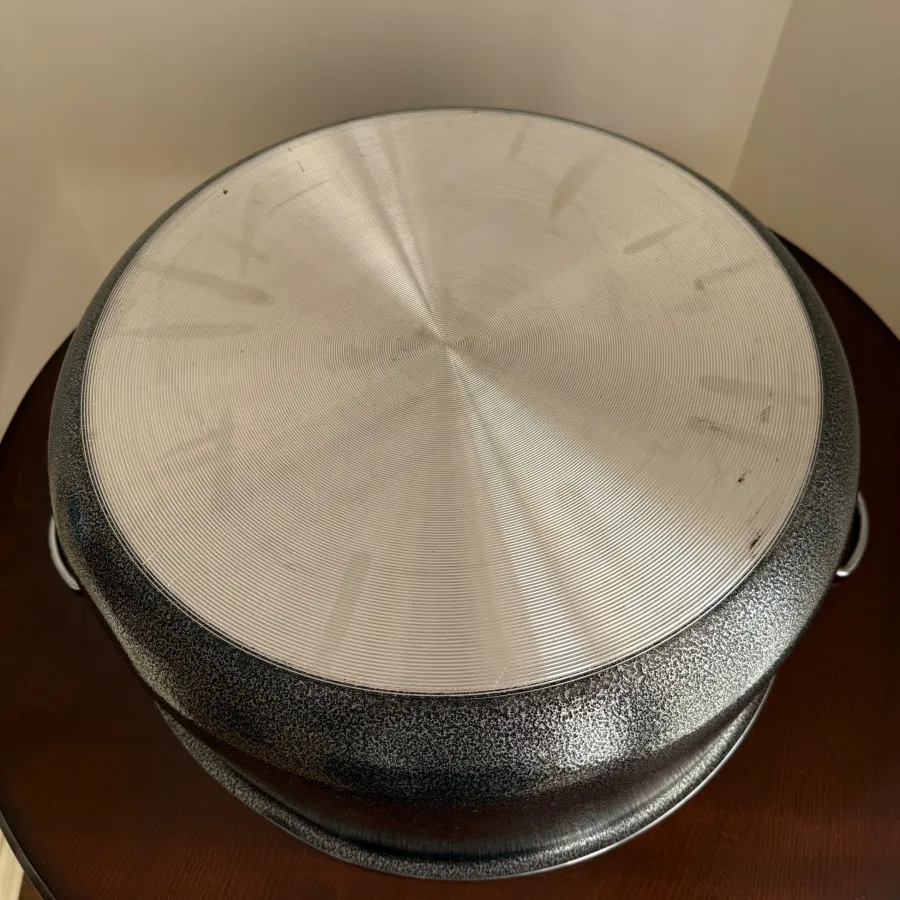 قابلمه تفلون بزرگ ظرفیران