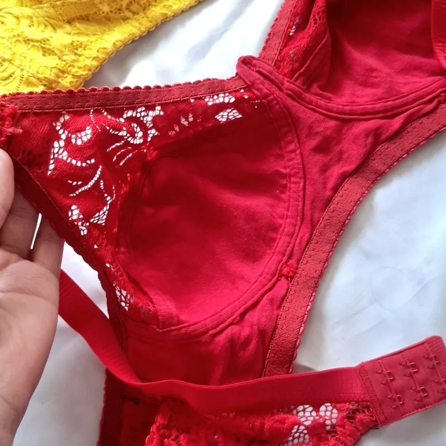 سوتین دانتل نخی