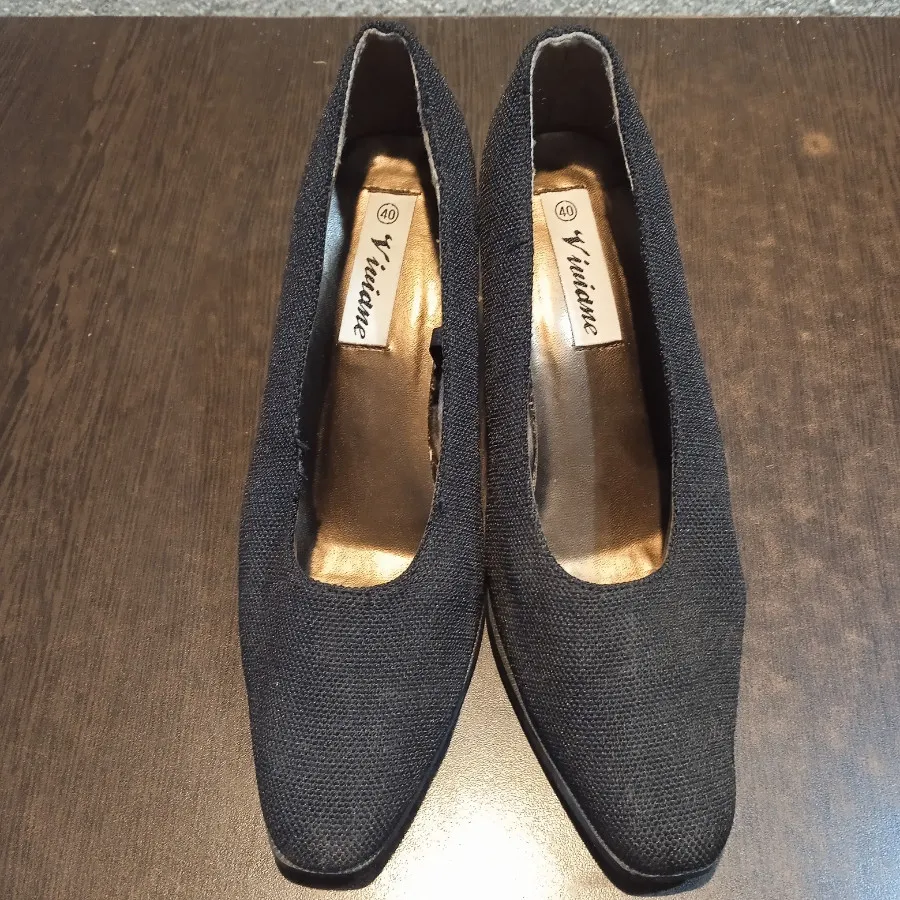 کفش پاشنه بلند