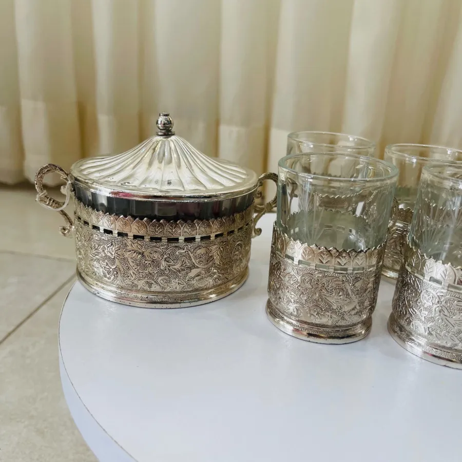 ست فنجان و قندان