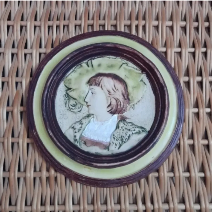 دیوار کوب قدیمی