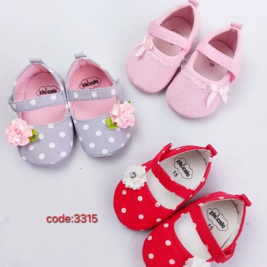 پاپوش نوزادی