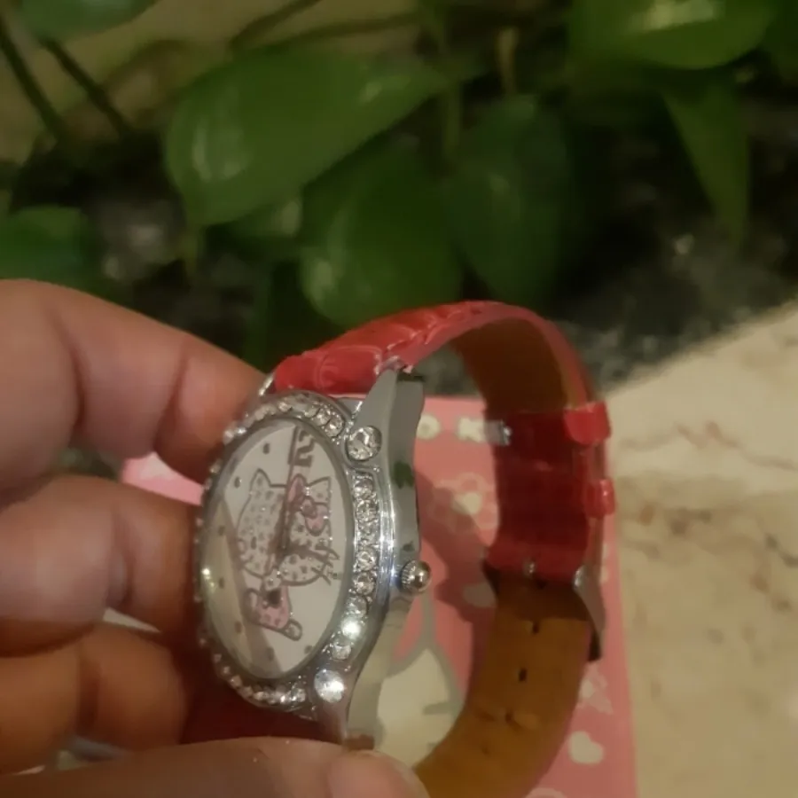 ساعت هلو کیتی