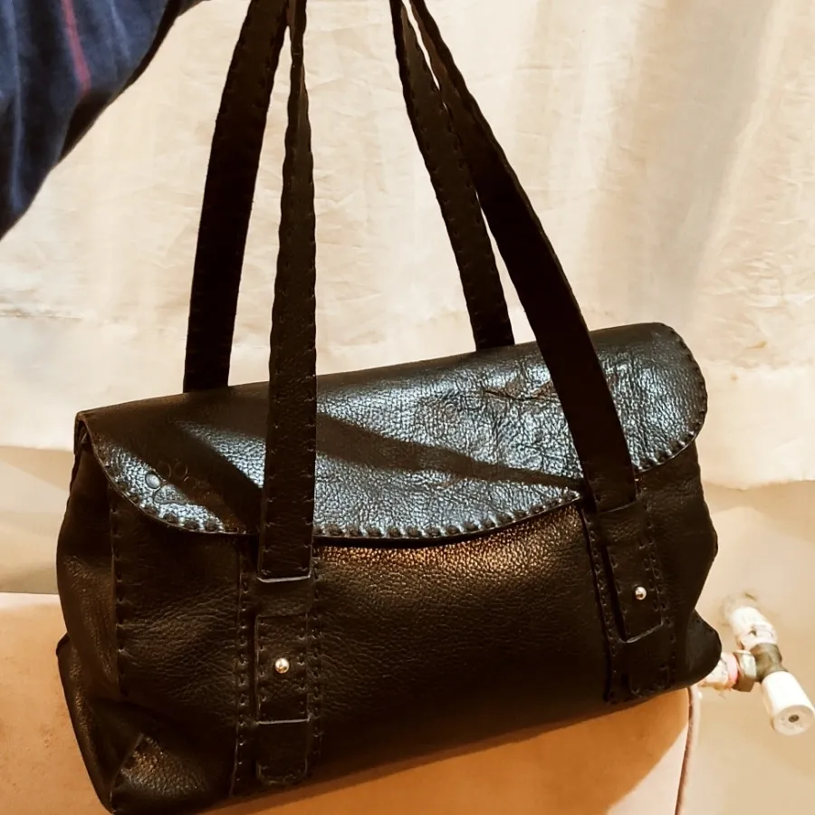 کیف زنانه چرم دستدوزجادار