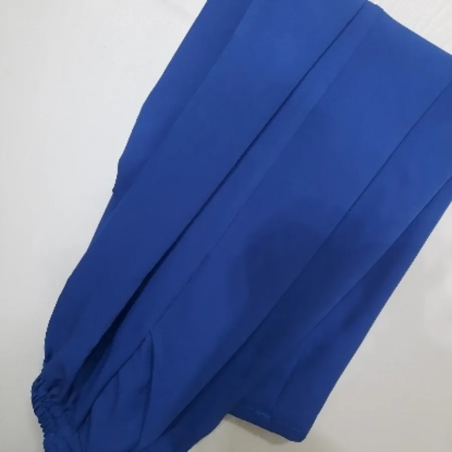 لباس دخترانه / زنانه