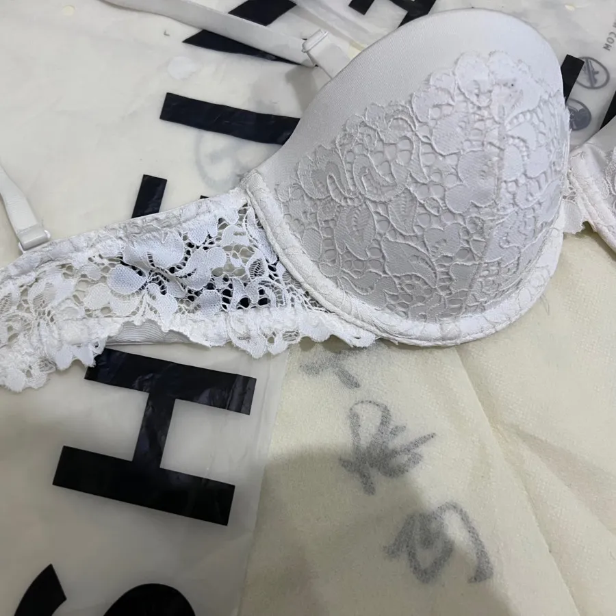 سوتین اچ اند ام