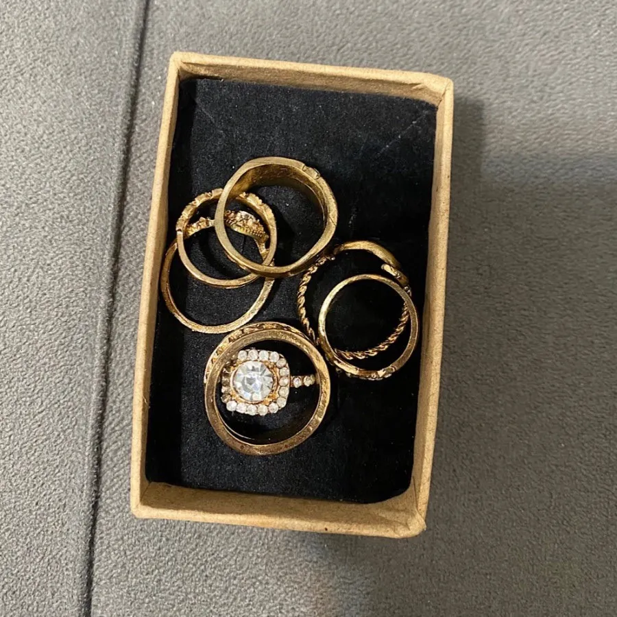 پک انگشتر رینگ لوکس طلایی