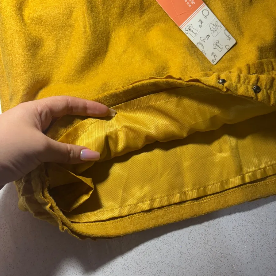 دامن کوتاه‌ مجلسی