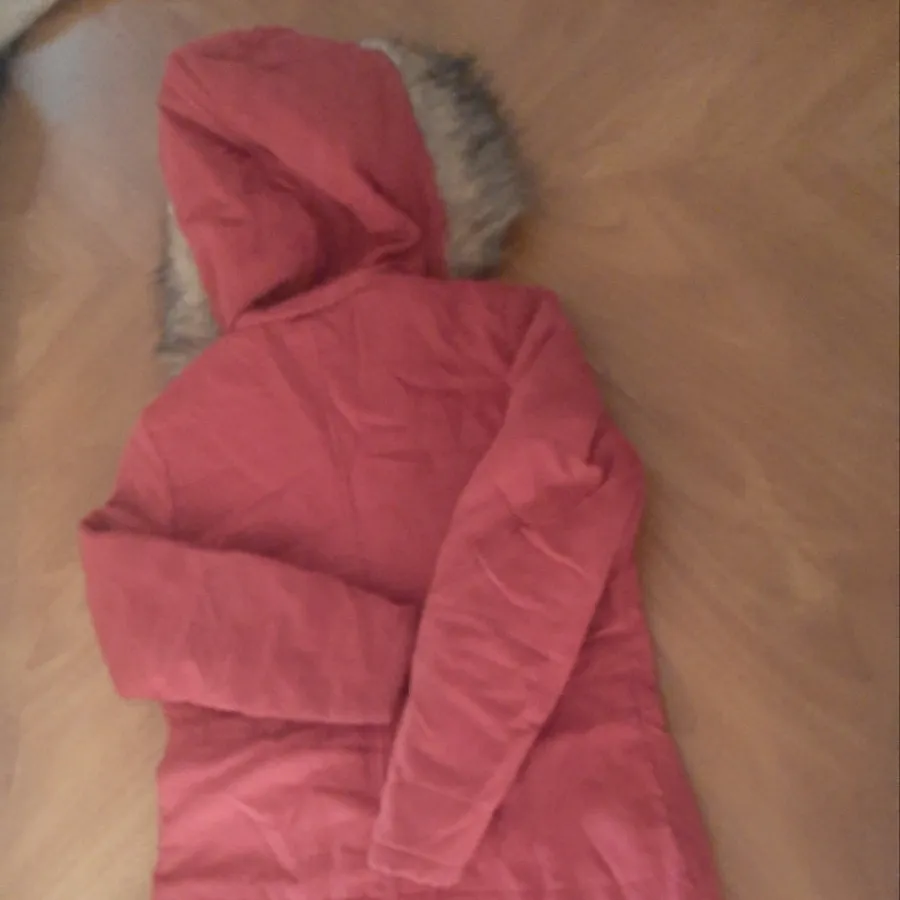 کاپشن سایز 40 در حد نو