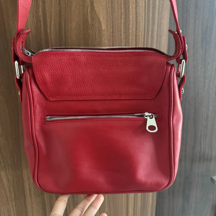 کیف قرمز بند بلند