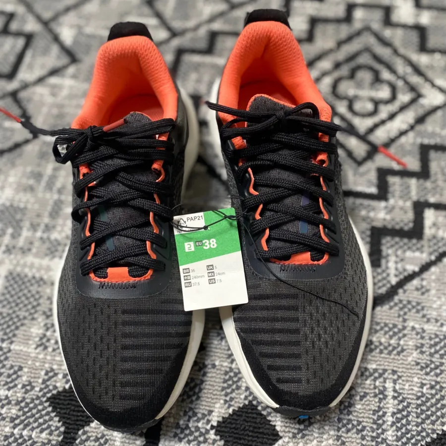 کتونی دکتلون