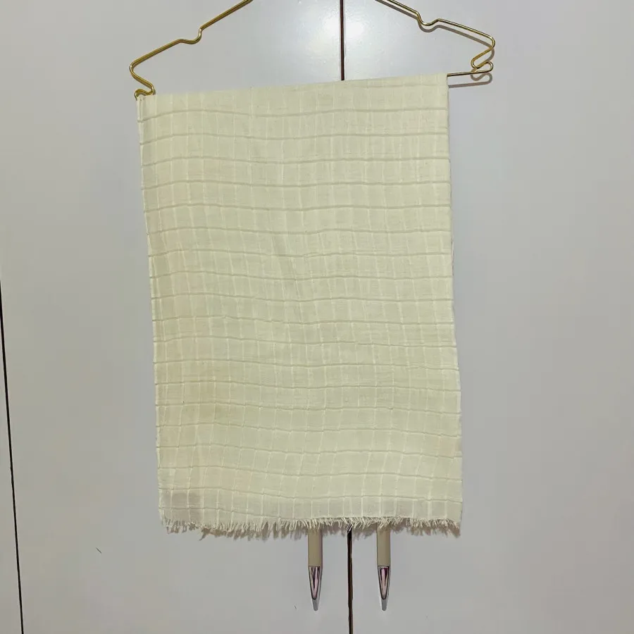 دوتا شال و کیف