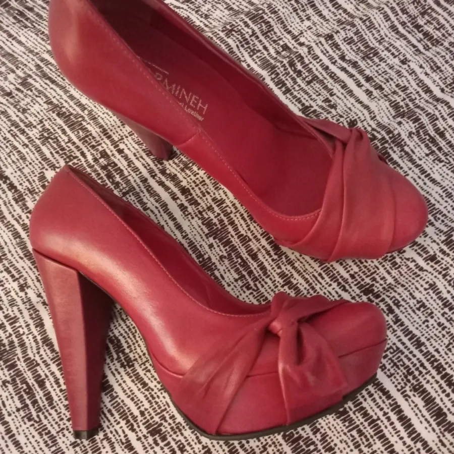 کفش پاشنه بلند