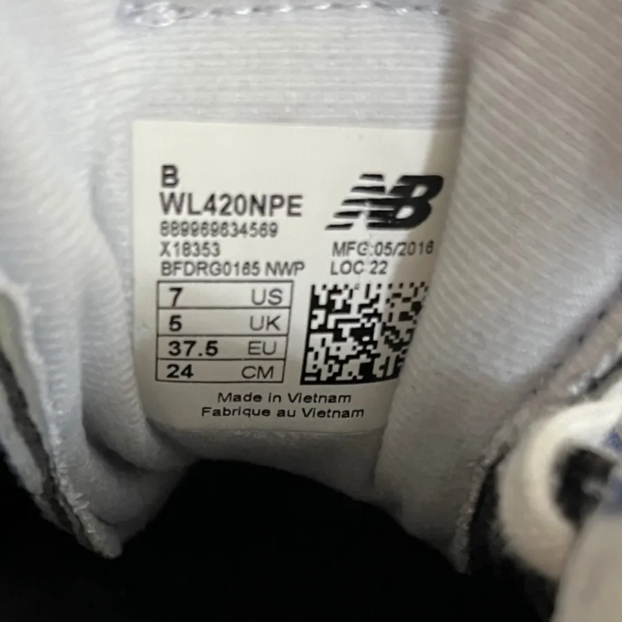 کفش نیوبالانس