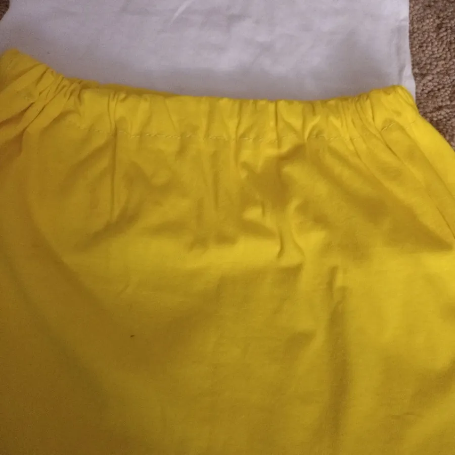 بلوز و دامن