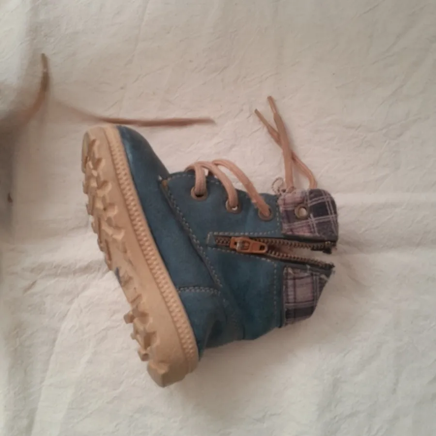 نیم بوت پسرانه