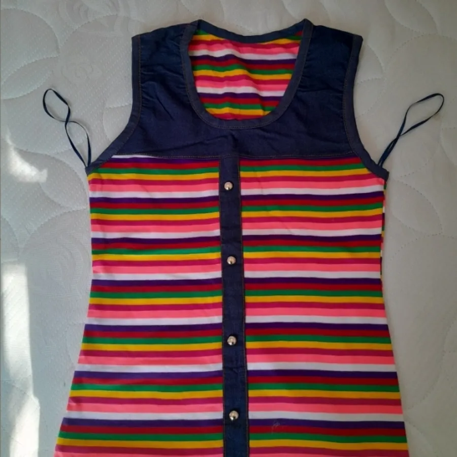 تاپ دخترانه