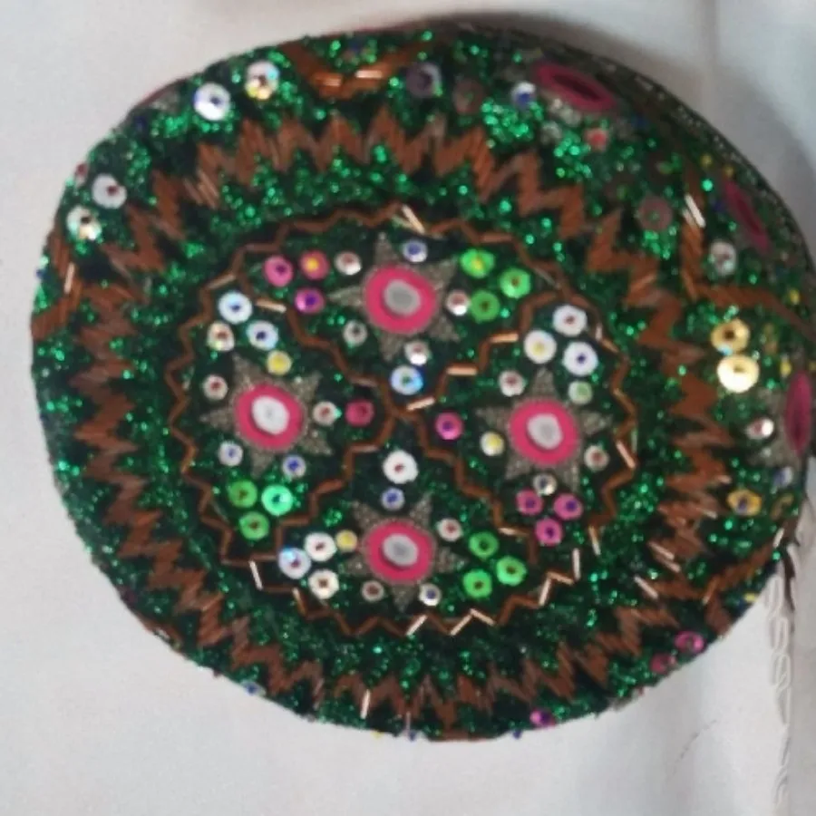 کلاه منجوق دوزی سنتی