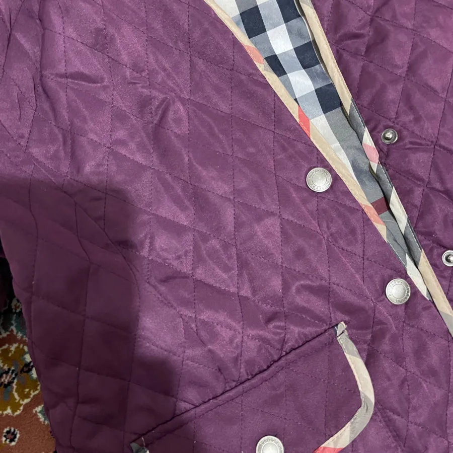 کاپشن کلاهدار