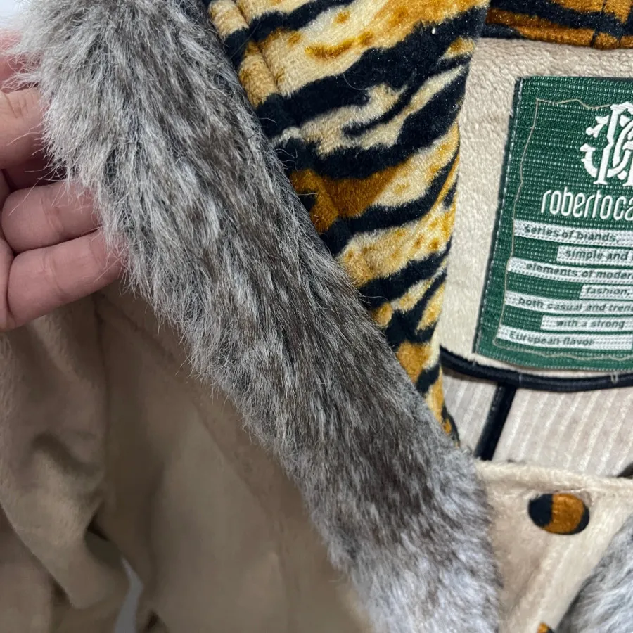 پالتو کلاهدار