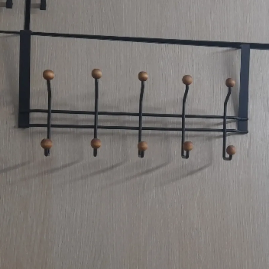 رخت آویز پشت دری