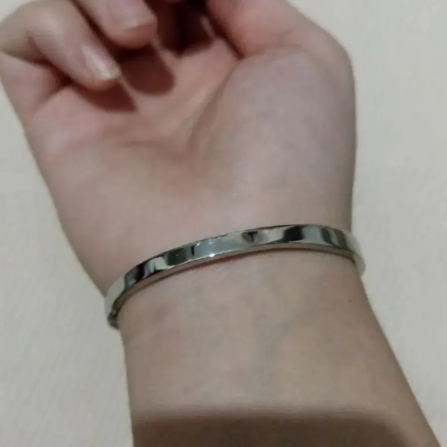 دستبند پروانه