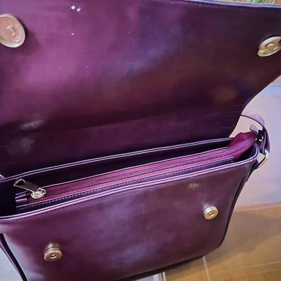 کیف زرشکی سیدا