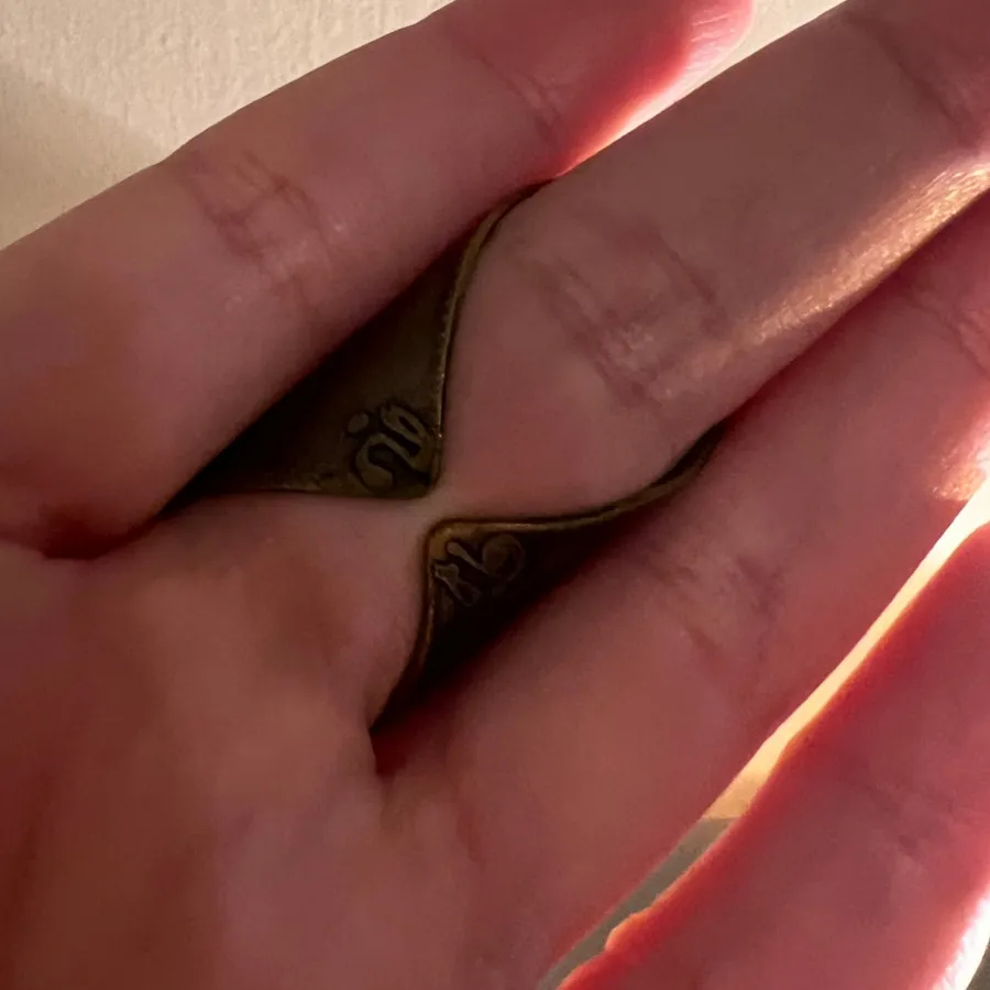 انگشت پوش(انگشتر برنجی)