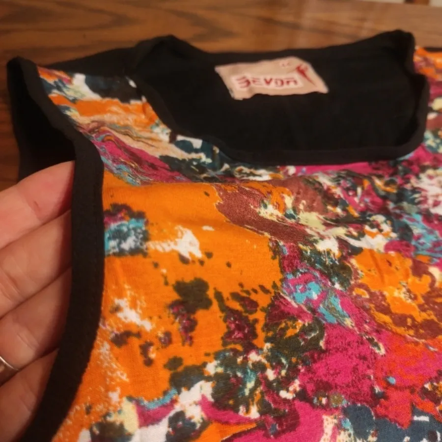 تیشرت تاپ زنانه و دخترانه