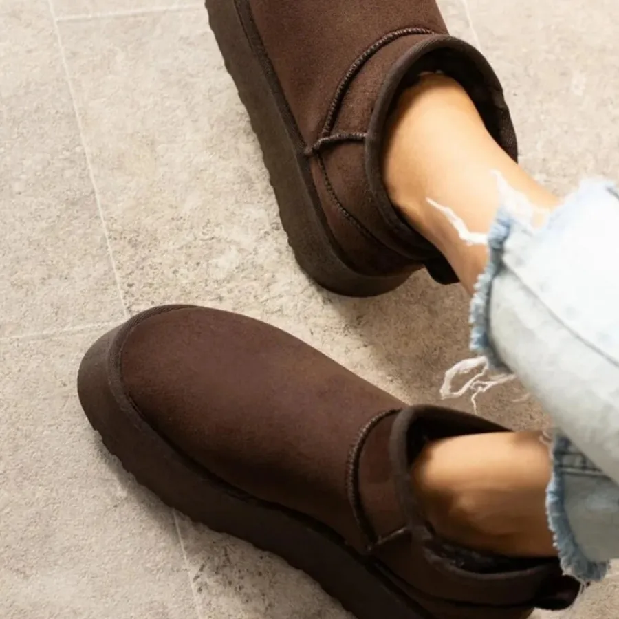 بوت ( ورق بزنید )