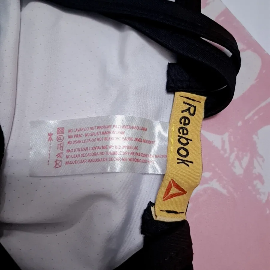 تاپ ورزشی ریبوک