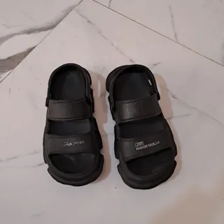 صندل پسرونه