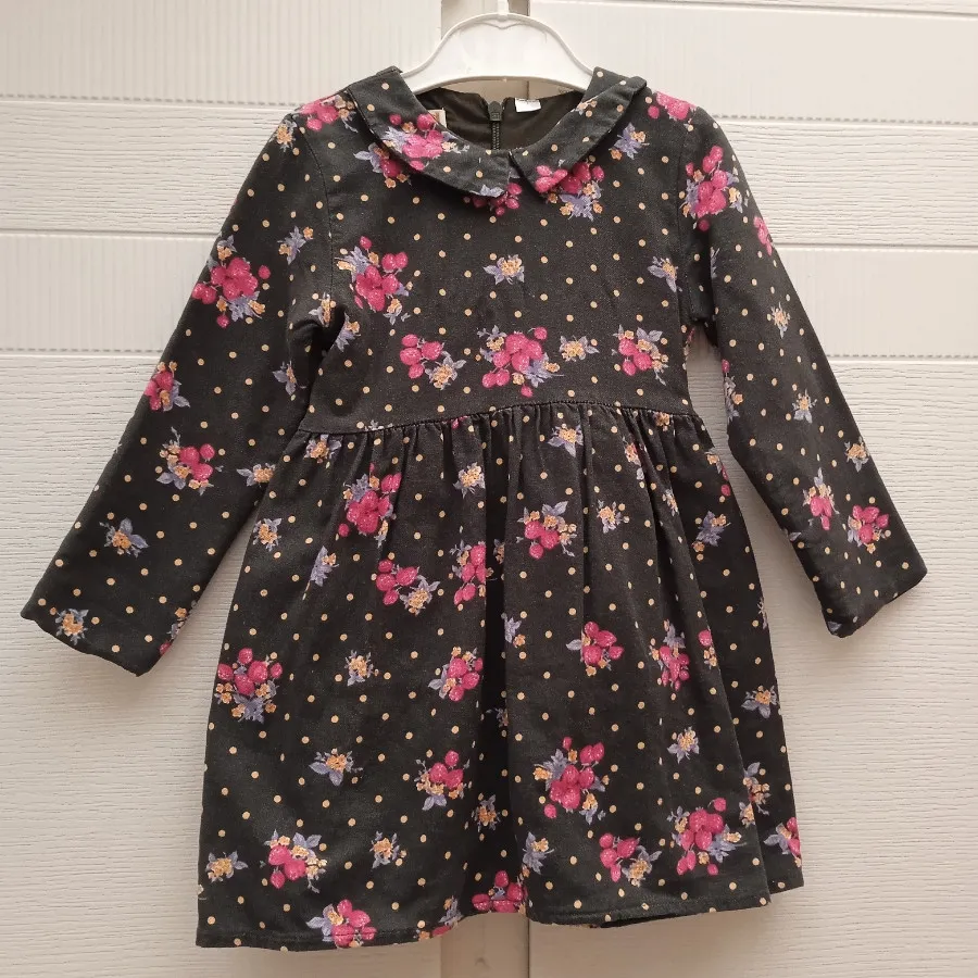 پیراهن دخترانه