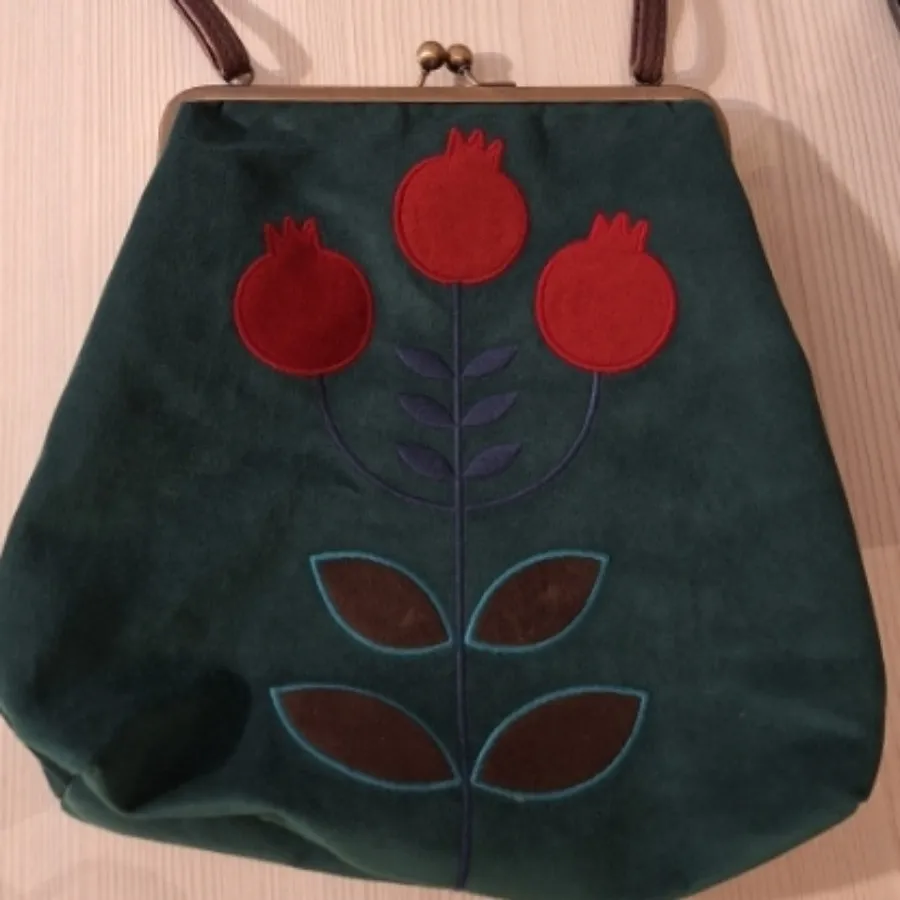 کیف مخمل دخترانه